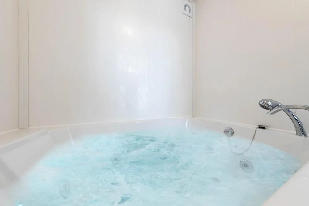 Wisma tamu Ganghwado Baby Bear Spa Pension Incheon